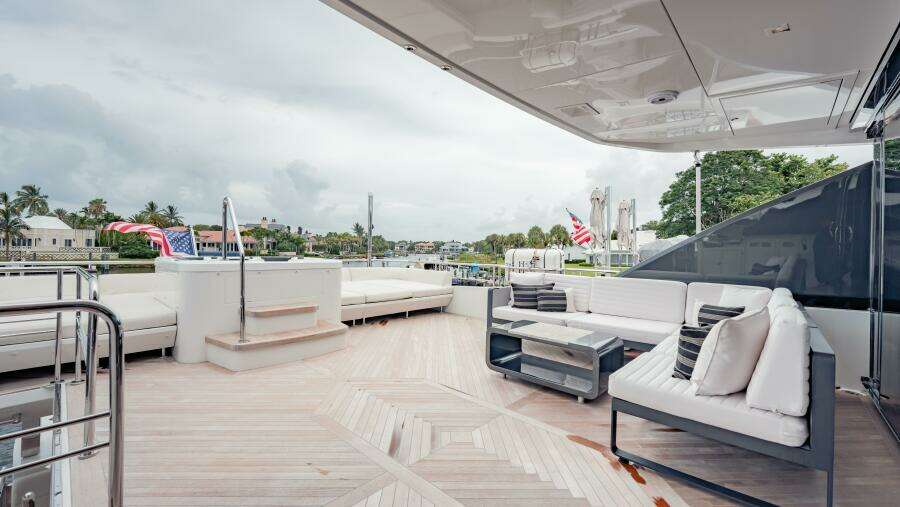 2021 Ocean Alexander 28R