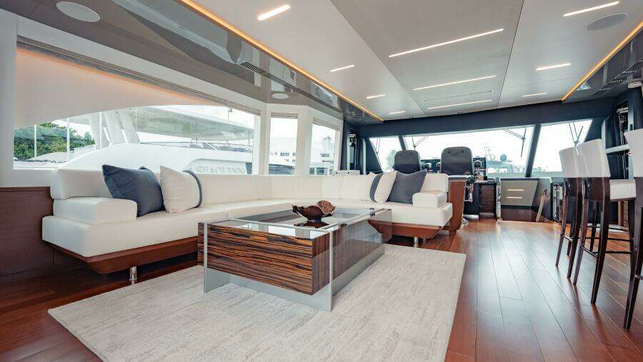 Pinch Me 90ft Ocean Alexander Yacht For Sale