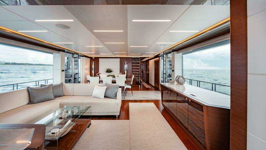 2021 Ocean Alexander 28R