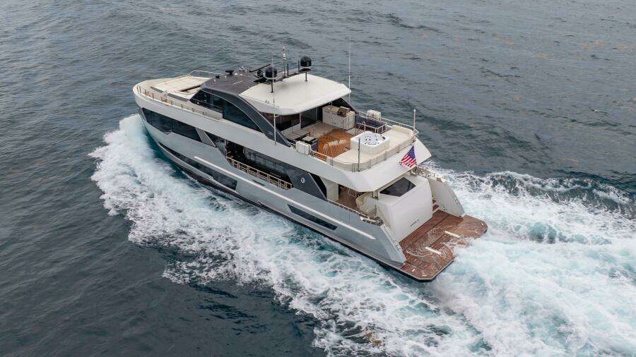 2021 Ocean Alexander 28R