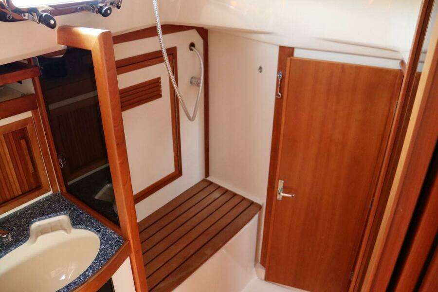 Cianna 40ft Sabre Yacht For Sale