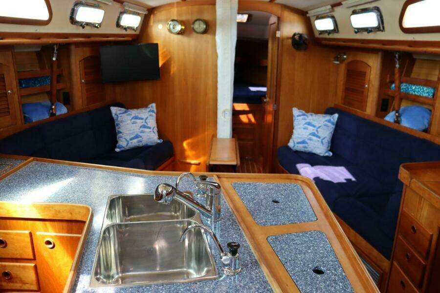 Cianna 40ft Sabre Yacht For Sale