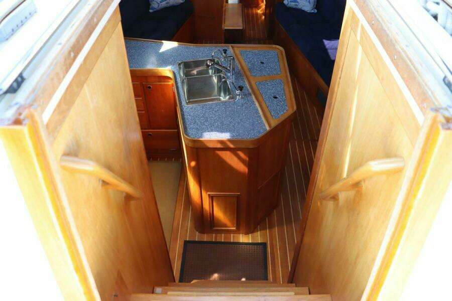 Cianna 40ft Sabre Yacht For Sale