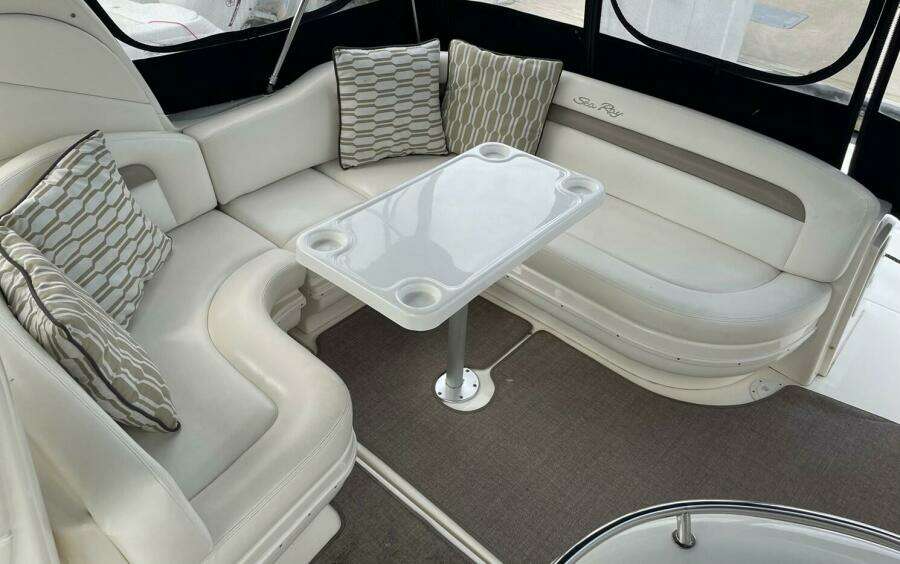 Can t Tie the Knot 34ft Sea Ray Yacht For Sale