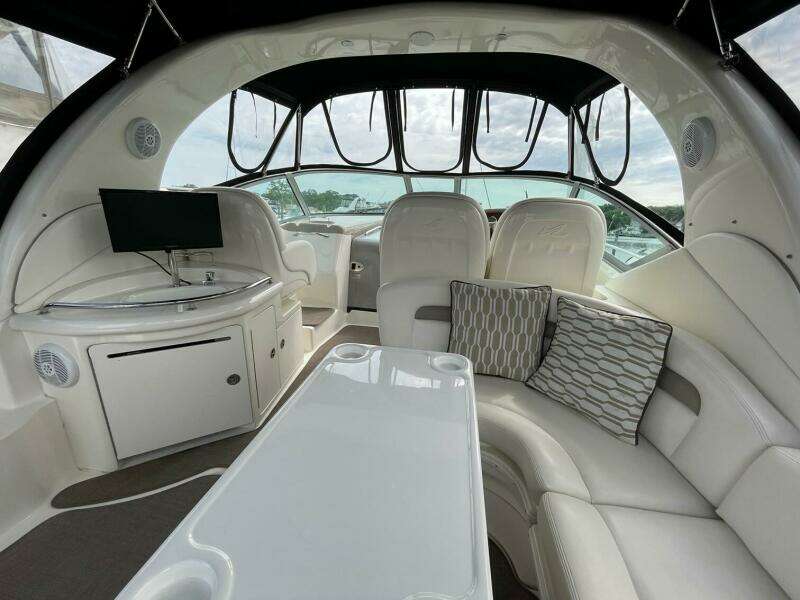 Can t Tie the Knot 34ft Sea Ray Yacht For Sale