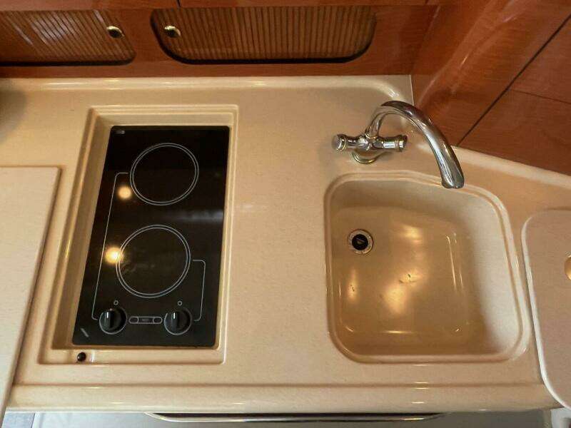 Can t Tie the Knot 34ft Sea Ray Yacht For Sale