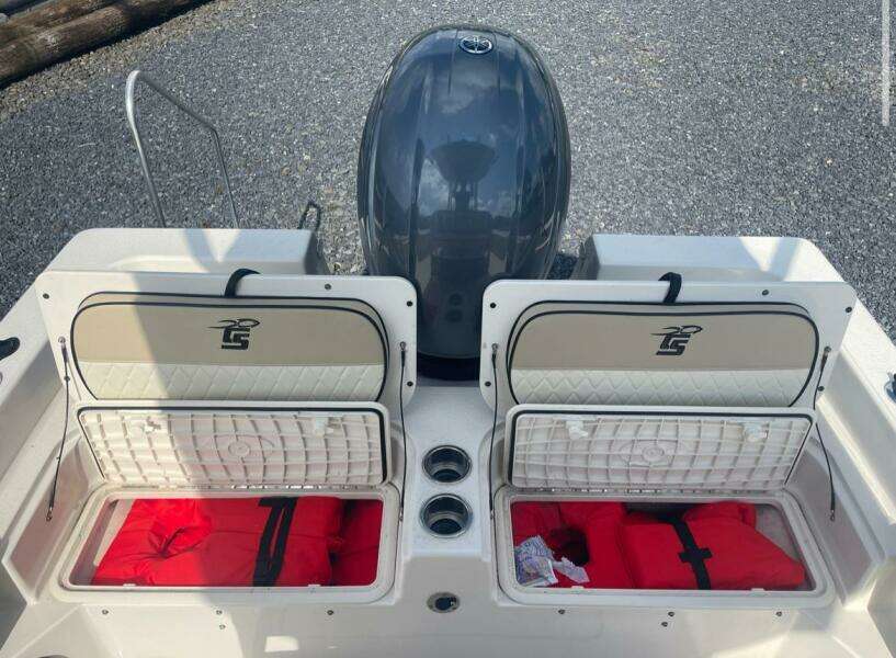 21ft Carolina Skiff Yacht For Sale