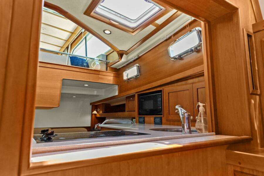 2013 Sabre 38 Salon Express- FIVE O'CLOCK- Galley