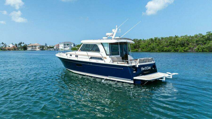 2013 Sabre 38 Salon Express- FIVE O'CLOCK- Profile
