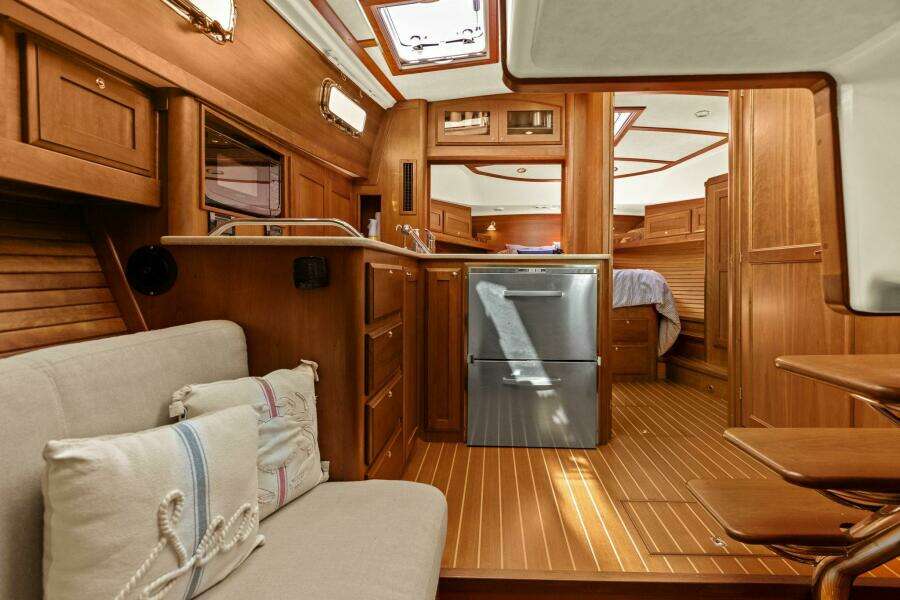 2013 Sabre 38 Salon Express- FIVE O'CLOCK- Galley