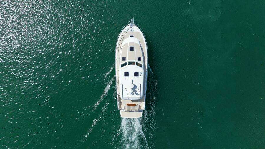 2013 Sabre 38 Salon Express- FIVE O'CLOCK- Profile