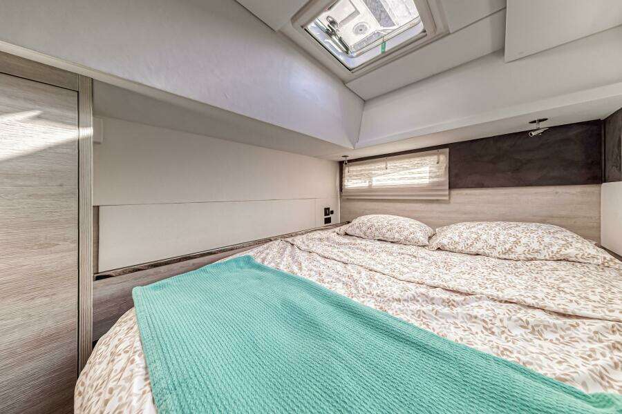 Uncaged 45ft Leopard Yacht For Sale