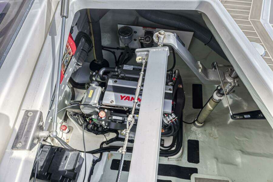 Uncaged 45ft Leopard Yacht For Sale
