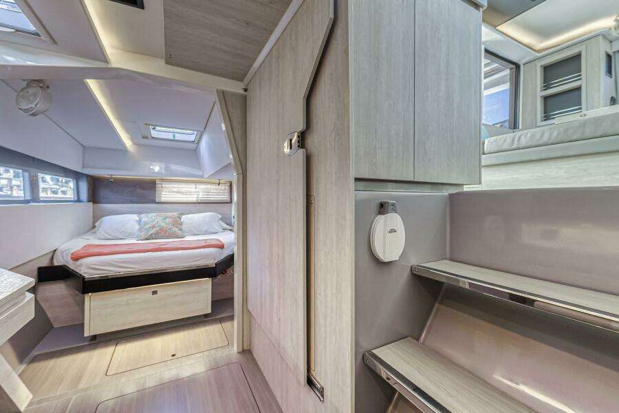 Uncaged 45ft Leopard Yacht For Sale