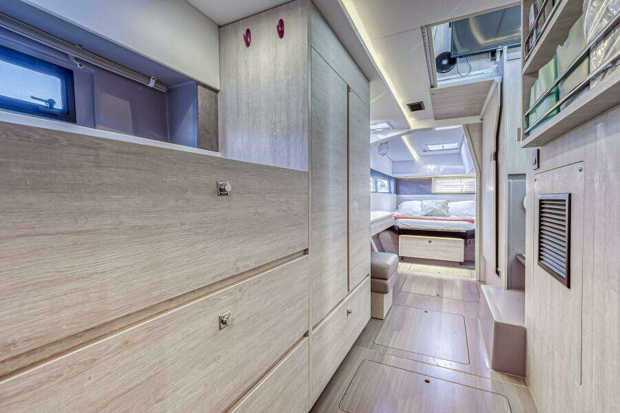 Uncaged 45ft Leopard Yacht For Sale