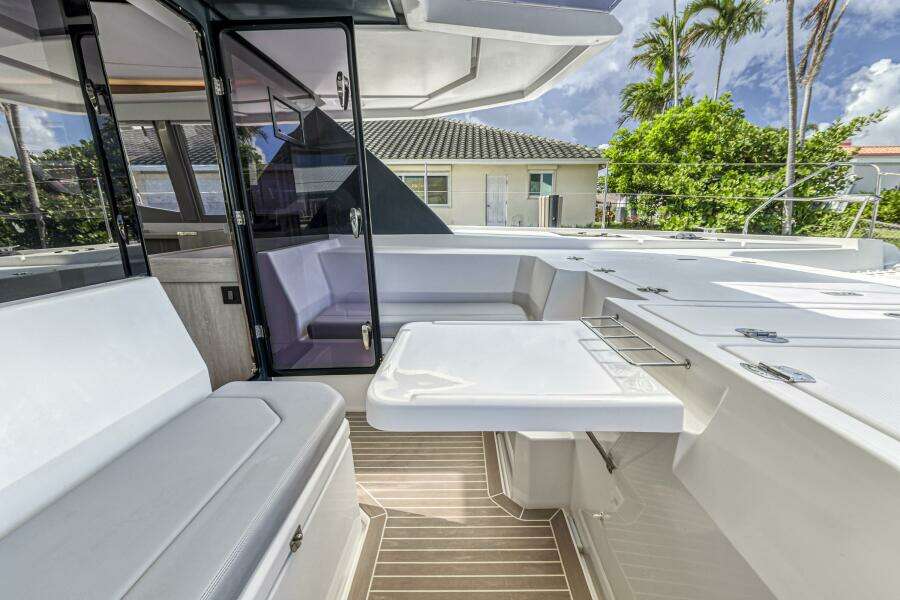 Uncaged 45ft Leopard Yacht For Sale