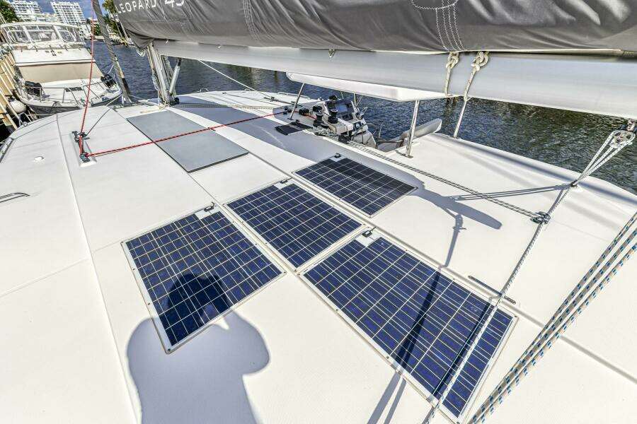 Uncaged 45ft Leopard Yacht For Sale