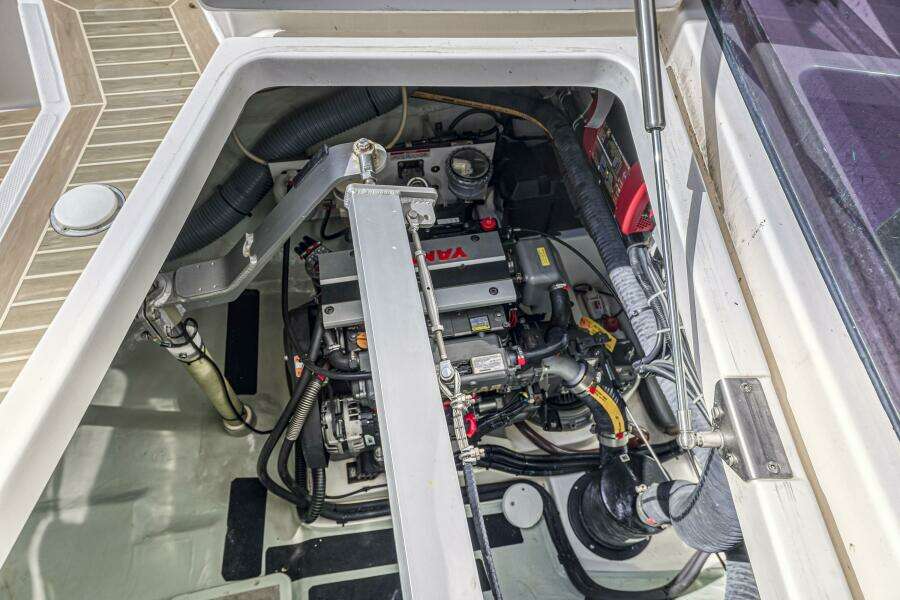 Uncaged 45ft Leopard Yacht For Sale