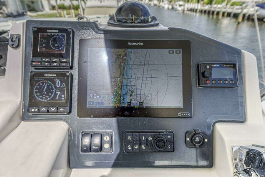 Uncaged 45ft Leopard Yacht For Sale