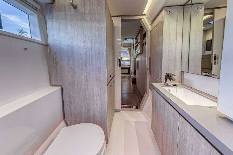 Uncaged 45ft Leopard Yacht For Sale