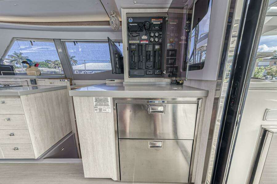 Uncaged 45ft Leopard Yacht For Sale