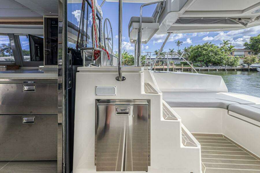 Uncaged 45ft Leopard Yacht For Sale