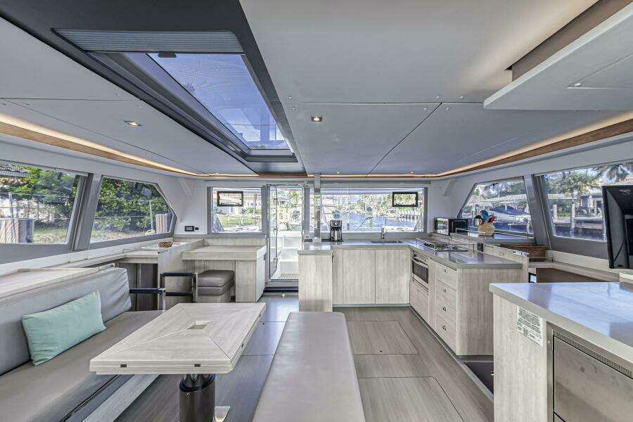 Uncaged 45ft Leopard Yacht For Sale