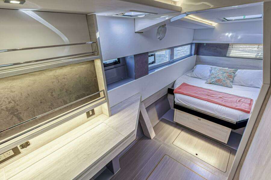 Uncaged 45ft Leopard Yacht For Sale