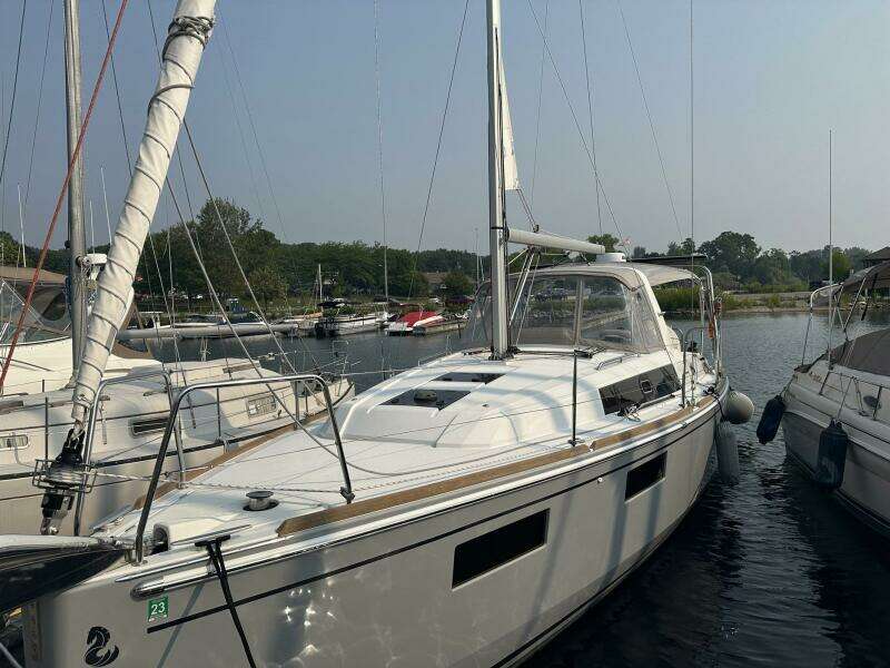 Eugenia 35ft Beneteau Yacht For Sale