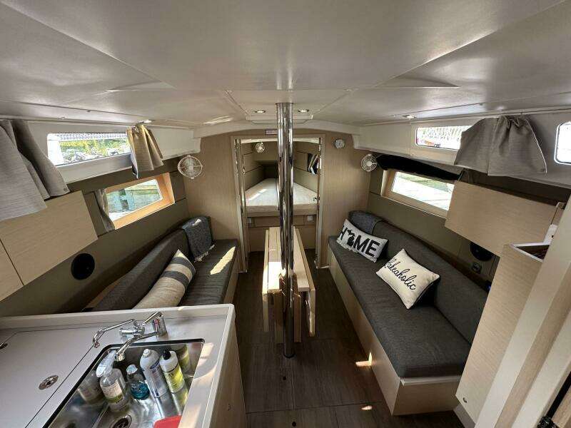 Eugenia 35ft Beneteau Yacht For Sale