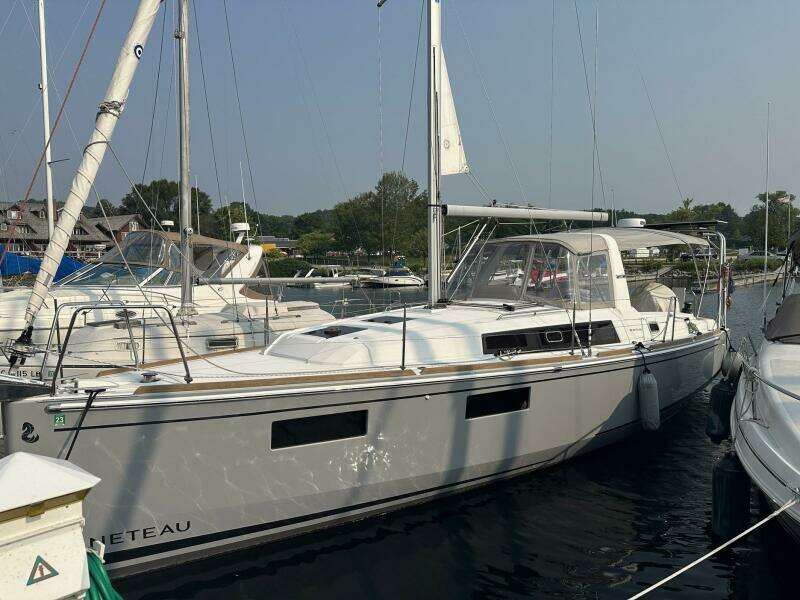 Eugenia 35ft Beneteau Yacht For Sale