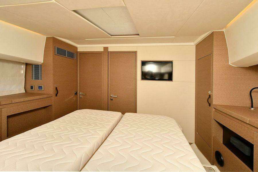46ft Prestige Yacht For Sale