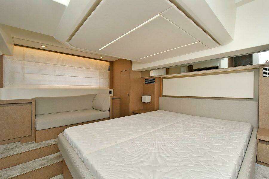 46ft Prestige Yacht For Sale