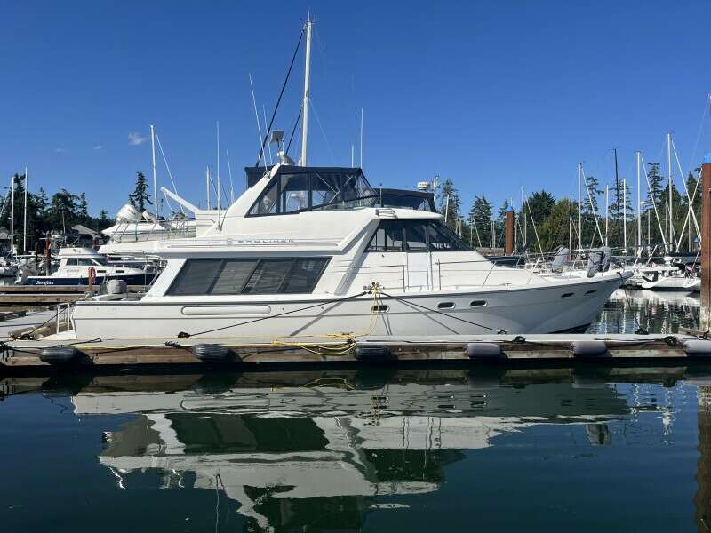 47ft Bayliner Yacht For Sale
