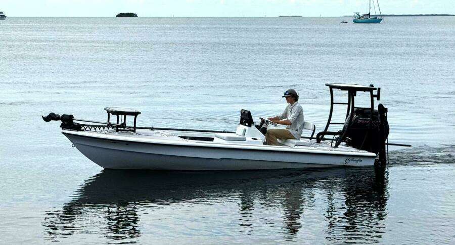 17ft Yellowfin Yacht For Sale