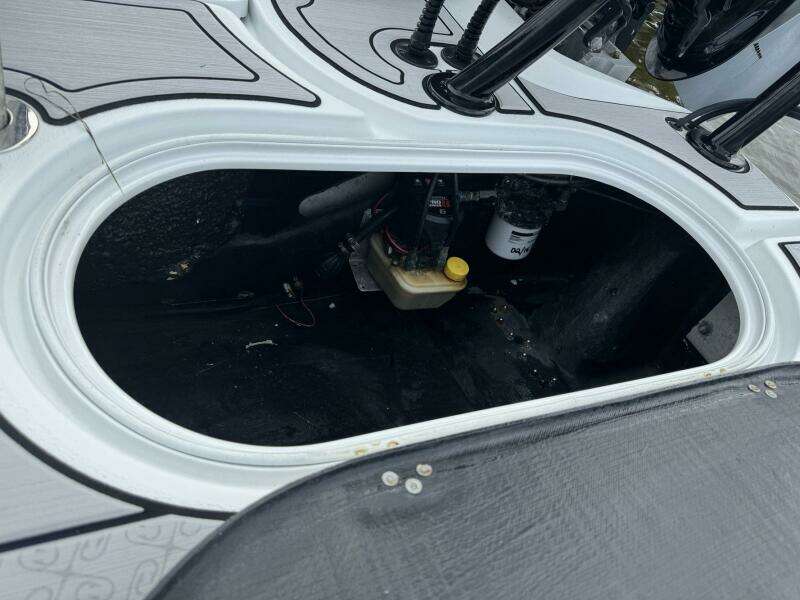 17ft Yellowfin Yacht For Sale