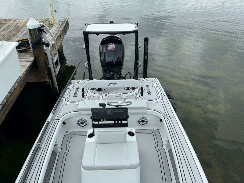 17ft Yellowfin Yacht For Sale