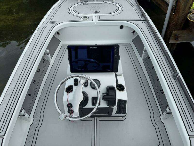 17ft Yellowfin Yacht For Sale