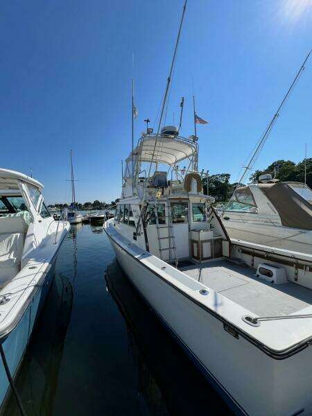 Leslie Ann 35ft Henriques Yacht For Sale