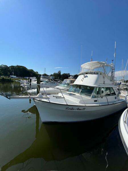 Leslie Ann 35ft Henriques Yacht For Sale
