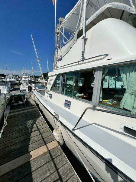 Leslie Ann 35ft Henriques Yacht For Sale