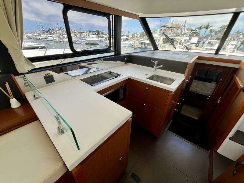 44ft Jeanneau Yacht For Sale
