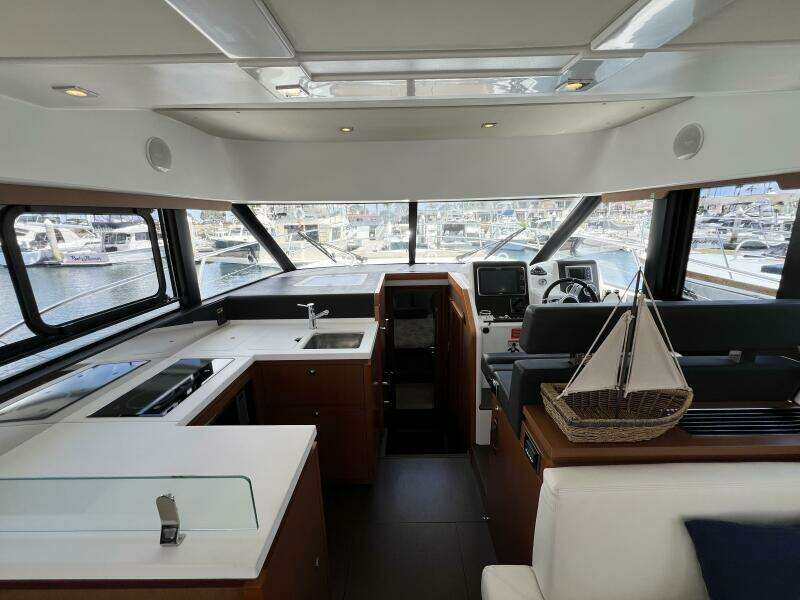 44ft Jeanneau Yacht For Sale