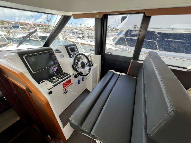 44ft Jeanneau Yacht For Sale