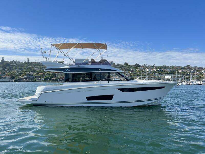 44ft Jeanneau Yacht For Sale 44ft Jeanneau Yacht For Sale