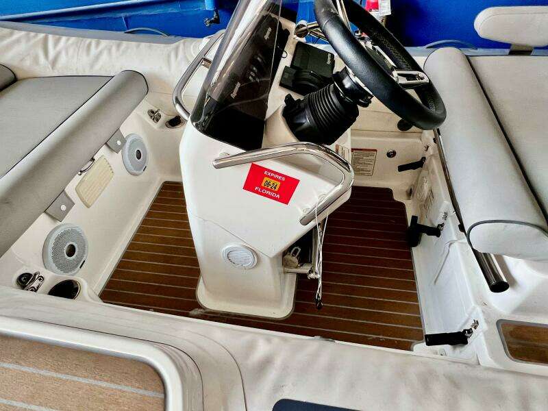 Williams Jet Tender 16'5” 2020