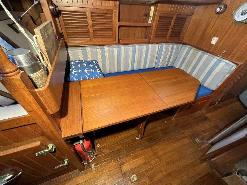 Sans Souci 37ft Tayana Yacht For Sale
