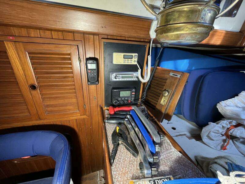 Sans Souci 37ft Tayana Yacht For Sale