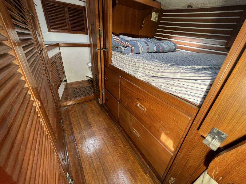 Sans Souci 37ft Tayana Yacht For Sale