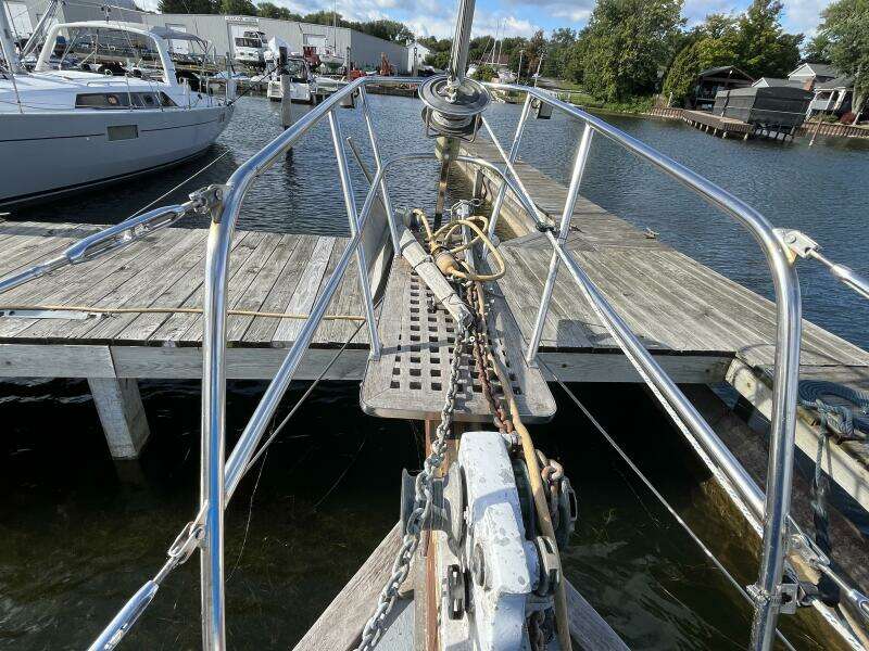 Sans Souci 37ft Tayana Yacht For Sale